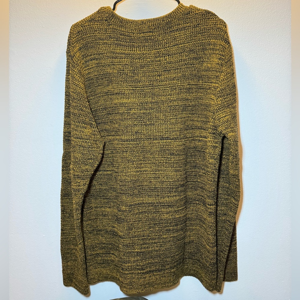 H&M - Picture 2 of 3